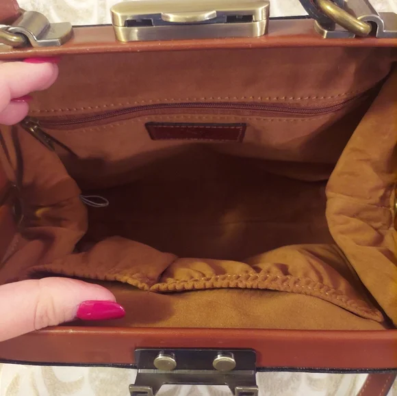 Patricia Nash Leather Handbag - Picture 3 of 3